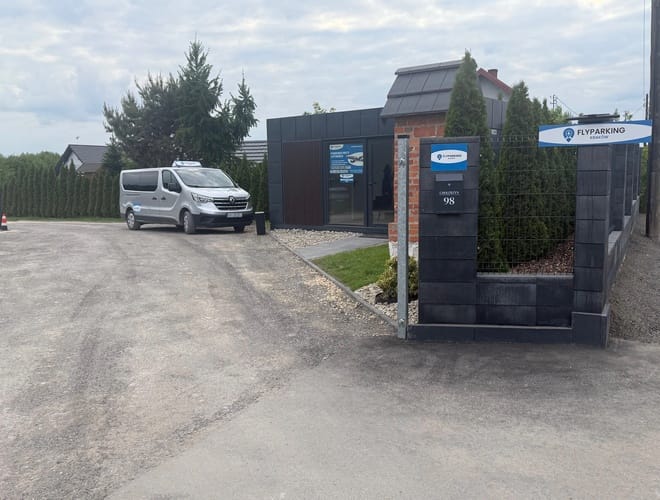FlyParking Balice - parking lotnisko Kraków-Balice KRK