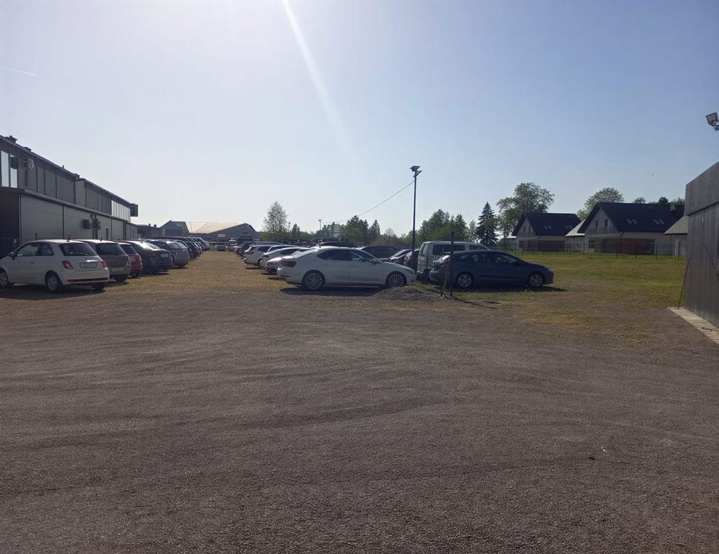 AutoParking24h - parking lotnisko Kraków-Balice (KRK) - zdjęcie 2