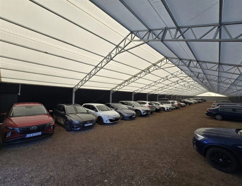 AleParking zadaszony - parking lotnisko Kraków-Balice (KRK) - zdjęcie 5