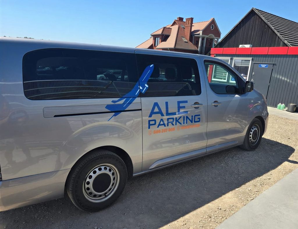 AleParking zadaszony - parking lotnisko Kraków-Balice (KRK) - zdjęcie 4