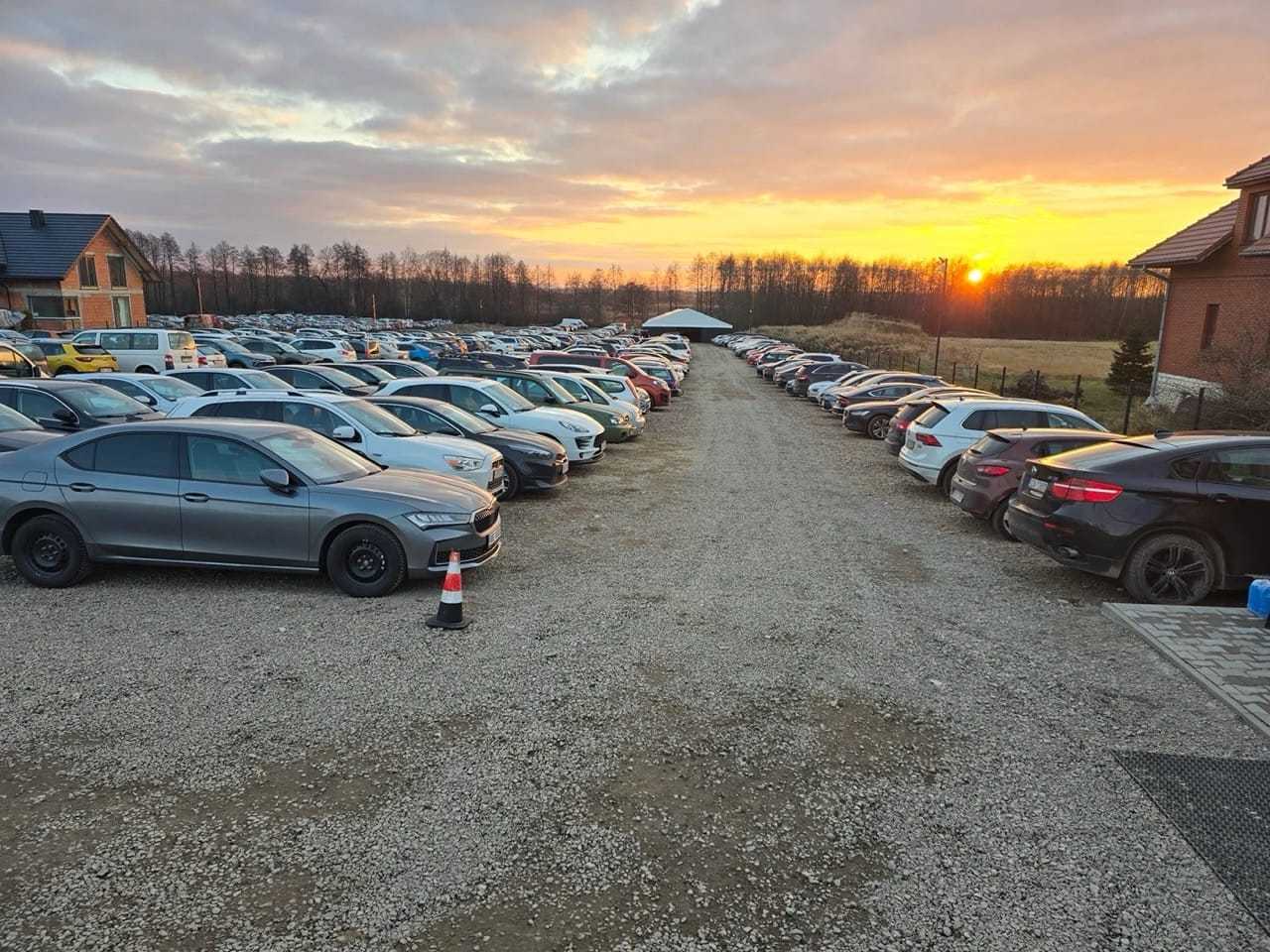 Parking AleParking - zdjęcie parkingu