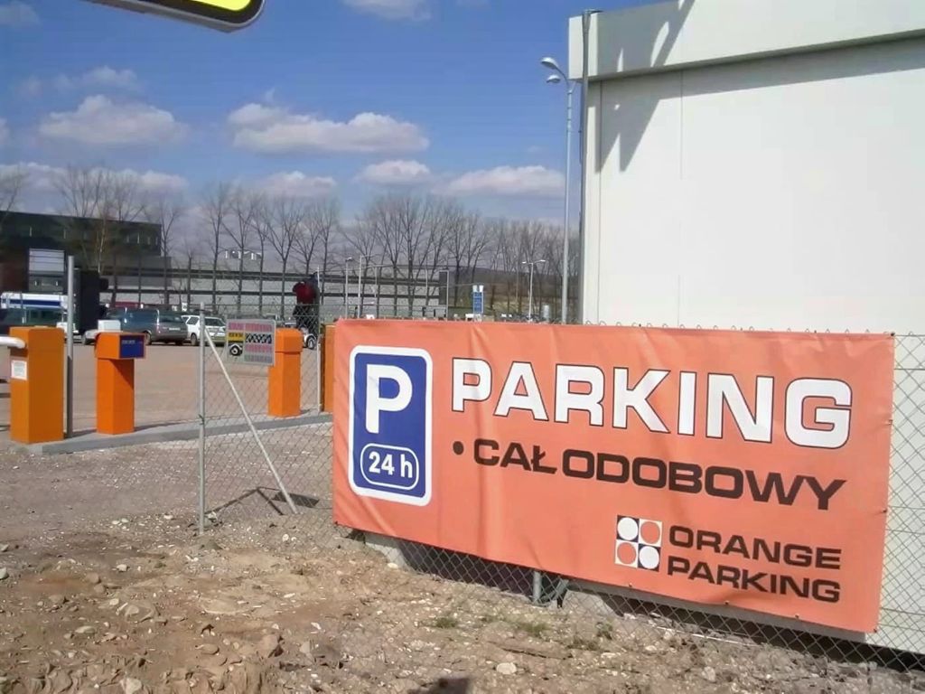 Orange Parking Balice – zdjęcie 1