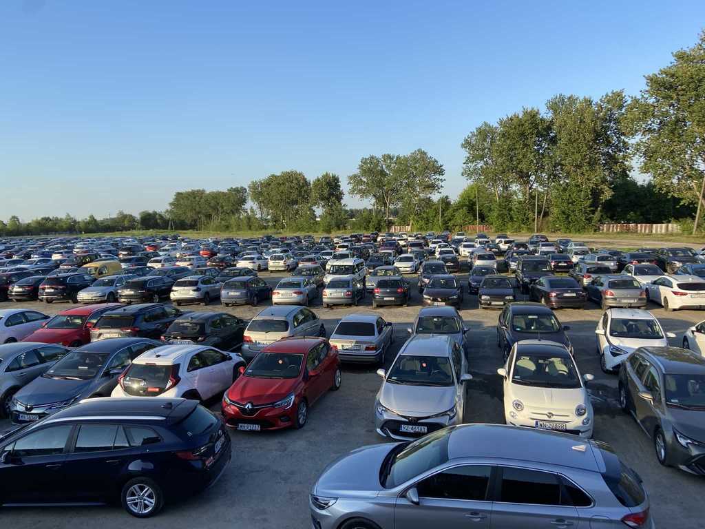 Parking Odkryj-Parking Zdjęcie parkingu Zdjęcie parkingu Odkryj-Parking