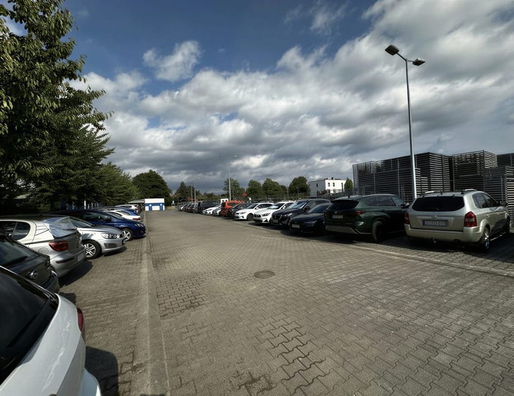 X Parking Balice - parking lotnisko Kraków-Balice (KRK) - zdjęcie 2