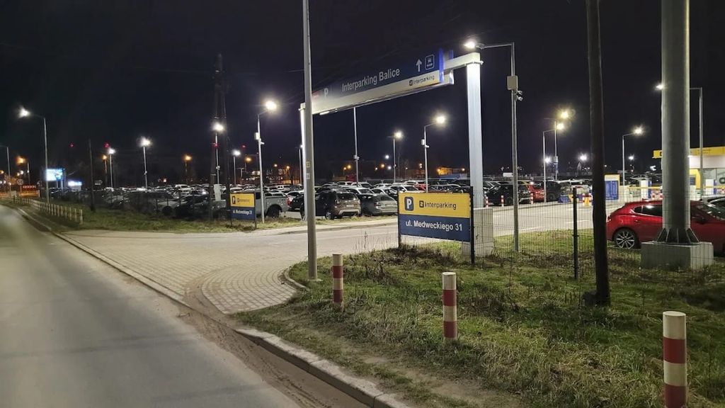 Parking Interparking Balice – zdjęcie 2