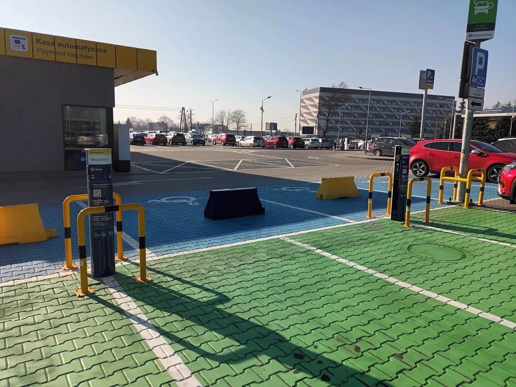Parking Interparking – stacja ładowania