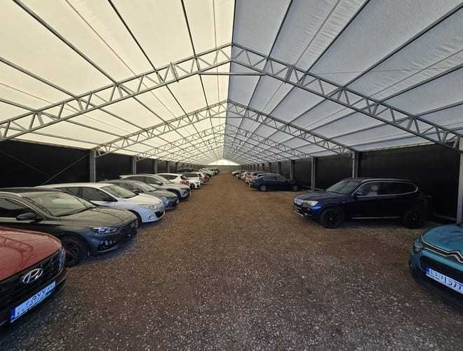 AleParking zadaszony - parking lotnisko Kraków-Balice (KRK) - zdjęcie parkingu