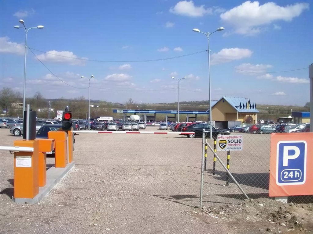 Orange Parking Balice – widok parkingu
