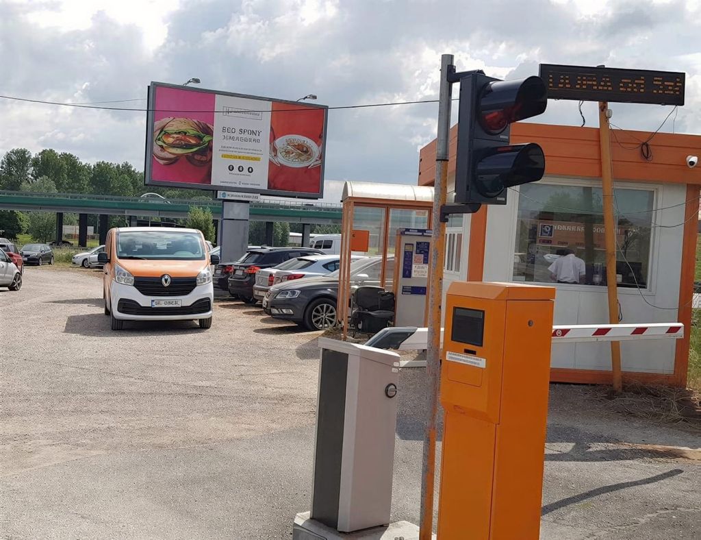 Orange Parking P3 - parking lotnisko Kraków-Balice (KRK) - zdjęcie 2